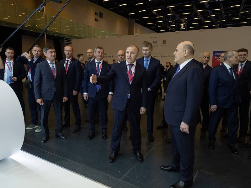Премьер-министр РФ Михаил Мишустин посетил стенд Адыгеи на КИФ-2026 - НОВОСТИ | Адыгэ макъ