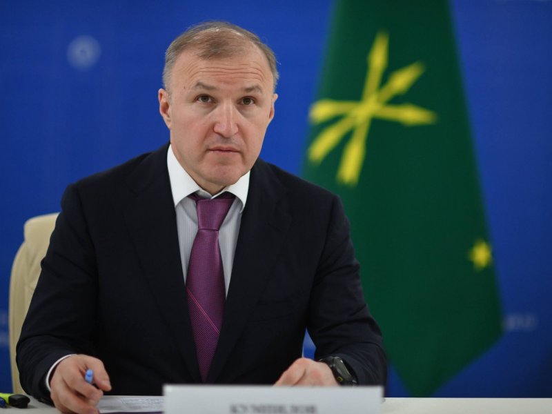 Глава Адыгеи принял участие в приеме граждан, который провел полпред президента РФ в ЮФО - НОВОСТИ | Адыгэ макъ
