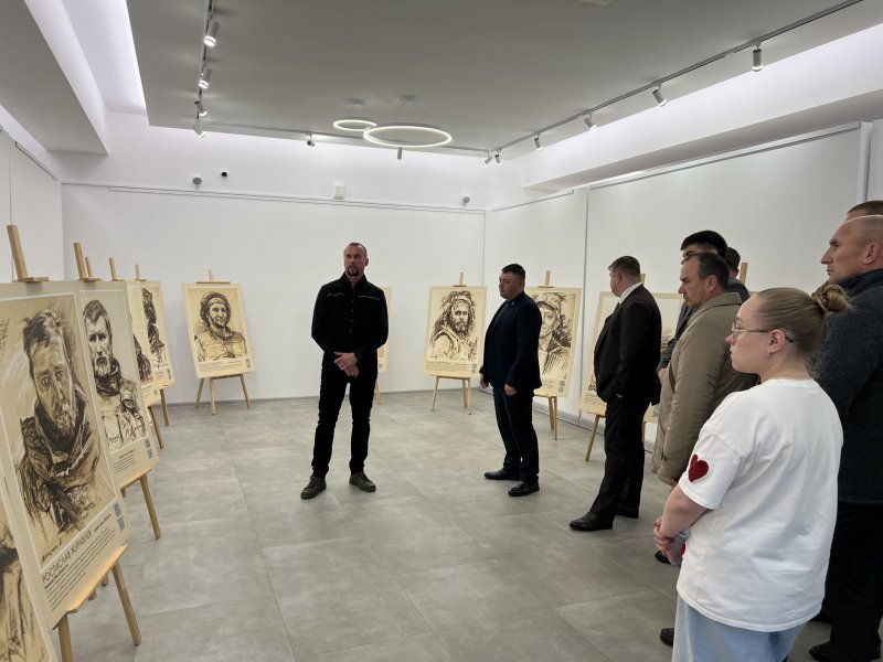 Участники программы «Герои Адыгеи» ознакомились с выставочным проектом «Уголь Донбасса. Лица Победы» - НОВОСТИ | Адыгэ макъ