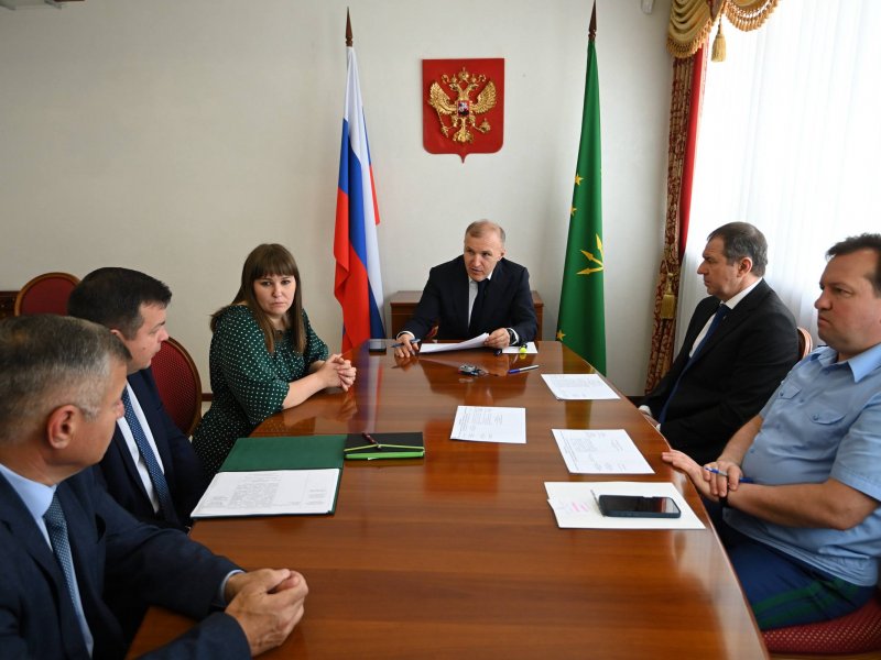 Глава Адыгеи провел прием граждан в региональной приемной президента РФ - НОВОСТИ | Адыгэ макъ