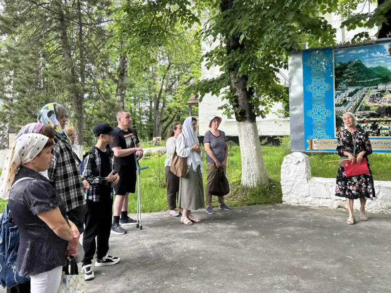 В Адыгее продолжаются паломнические поездки для ветеранов и семей защитников Отечества - НОВОСТИ | Адыгэ макъ