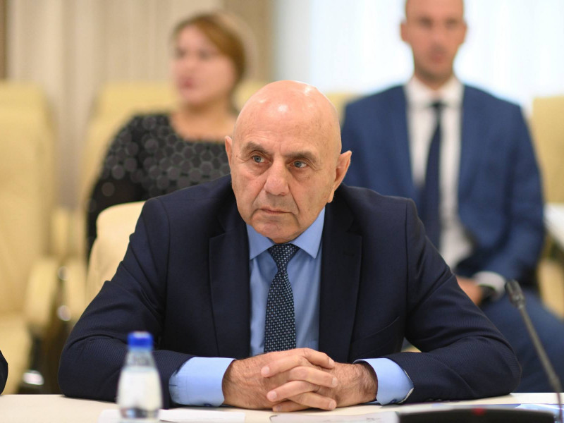 Глава Адыгеи поздравил с 75-летием первого председателя Верховного Совета республики Адама Тлеужа - НОВОСТИ | Адыгэ макъ