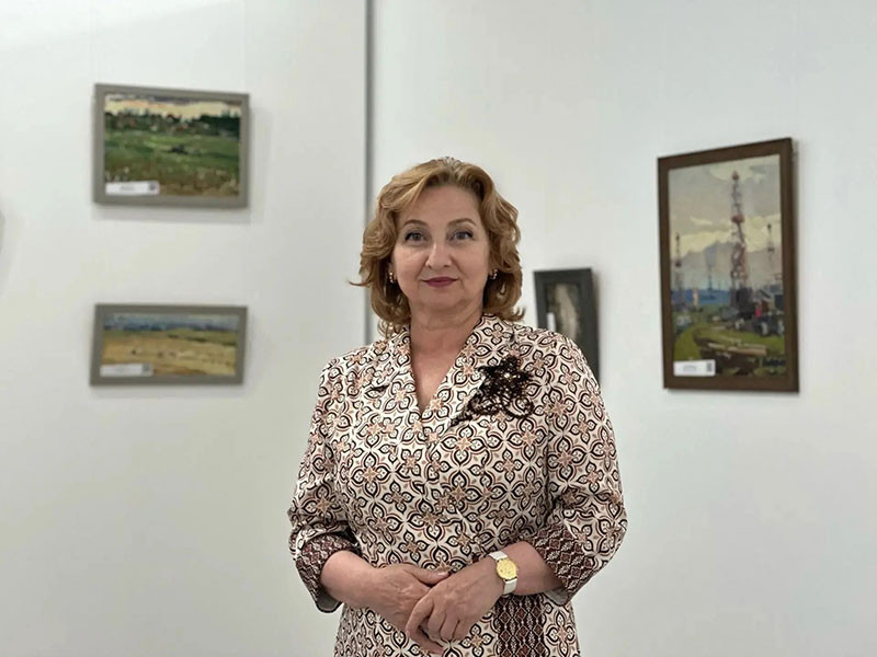 Сурэт къэгъэлъэгъуапIэм пэщакIэ иI | Адыгэ макъ