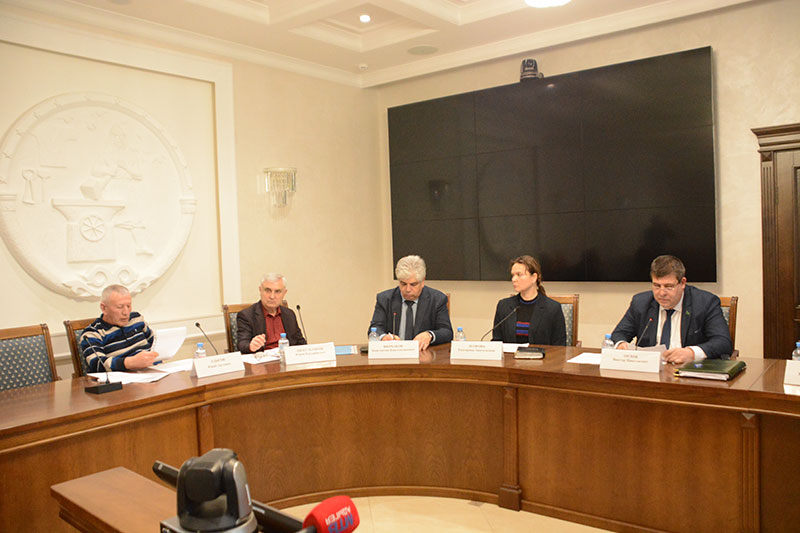 ЯфэIо-фашIэхэр афагъэцакIэ