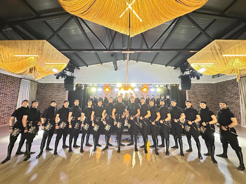 ЗыкIыныгъэмрэ зэкъошныгъэмрэ къызщежьэрэ къашъор