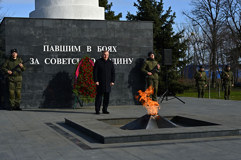 ЛIыхъужъхэм тарэгушхо, яшIэжь тэгъэлъапIэ