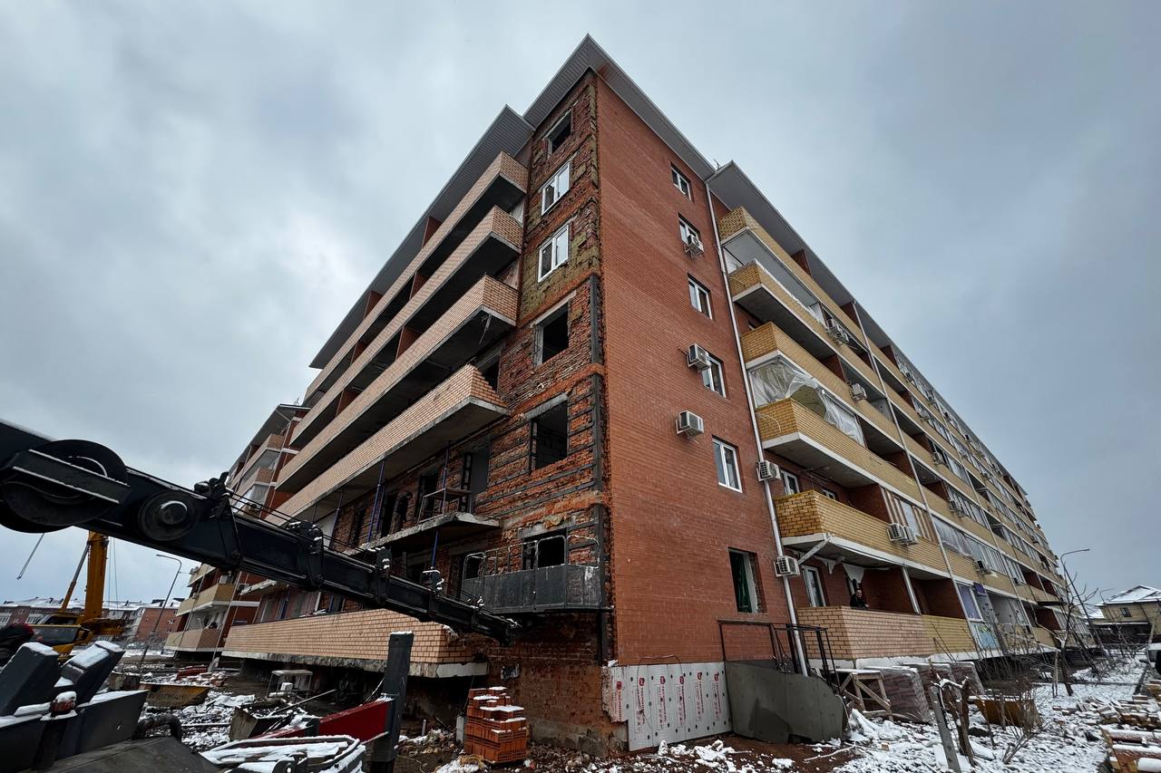 В ПВР остается 13 человек из поврежденных домов в Новой Адыгее