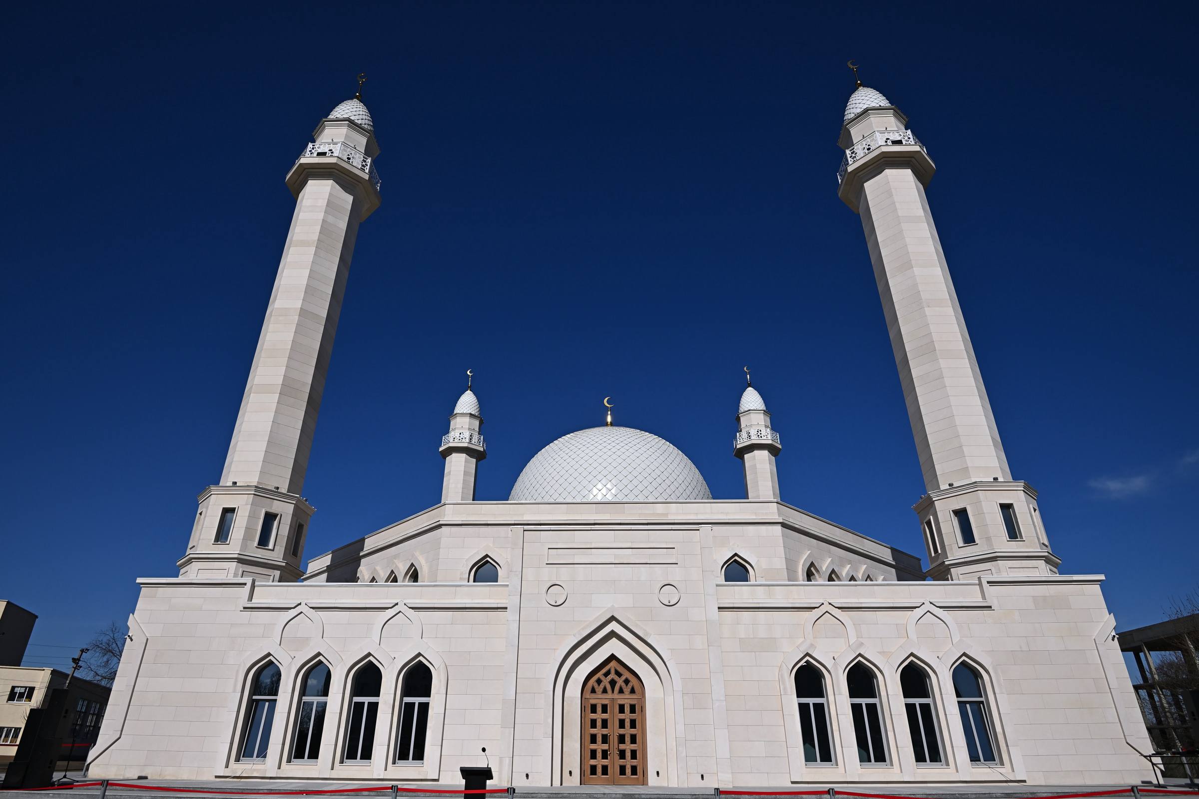 Большое число верующих собрало открытие новой мечети в Адыгейске