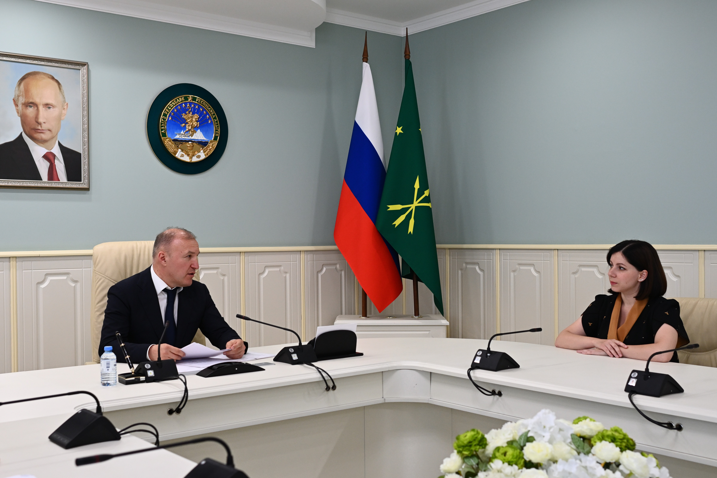 Главе Адыгеи представлен новый заместитель министра культуры республики | Адыгэ макъ